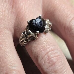 Black Heart Skull Ring